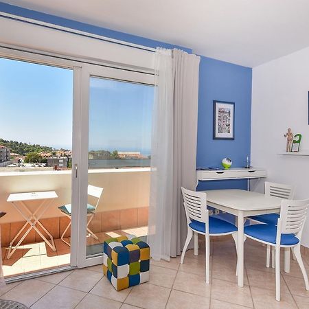 Apartment Mirna Макарська Екстер'єр фото